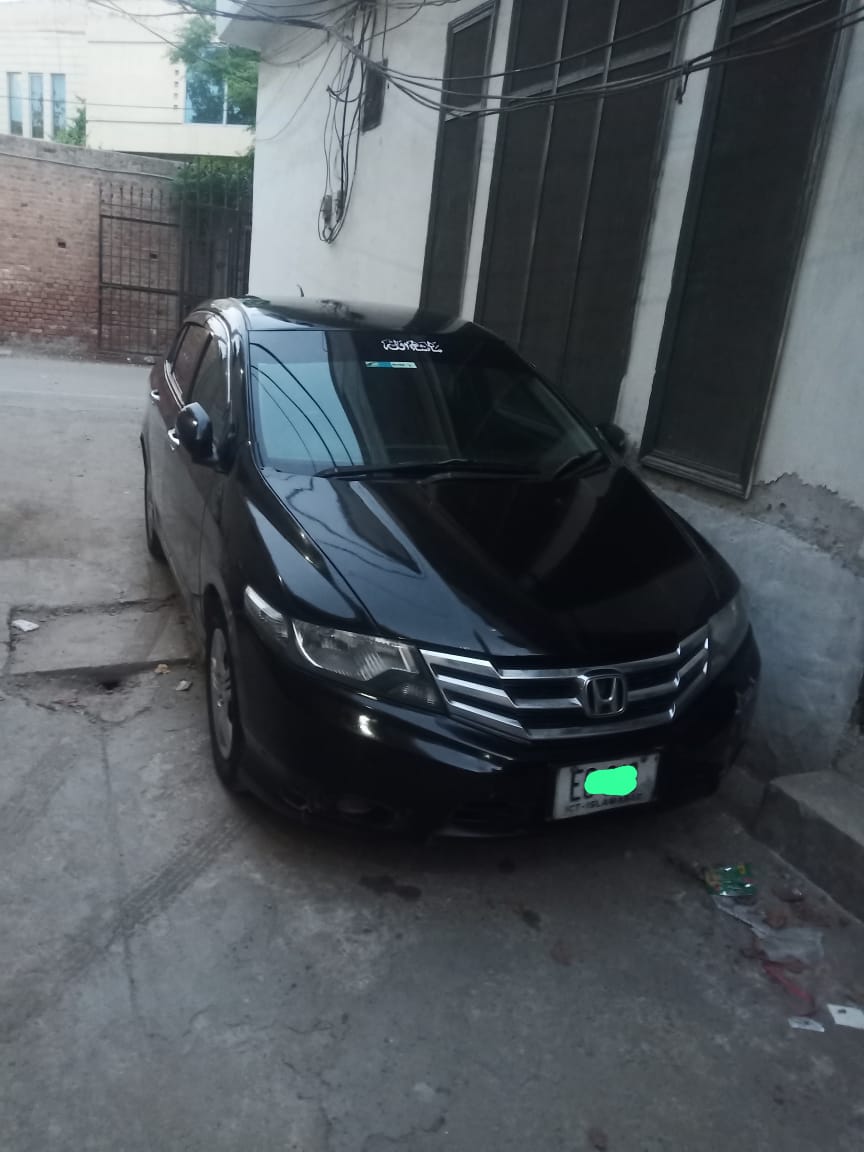 Honda City Rent a Car Faisalabad 